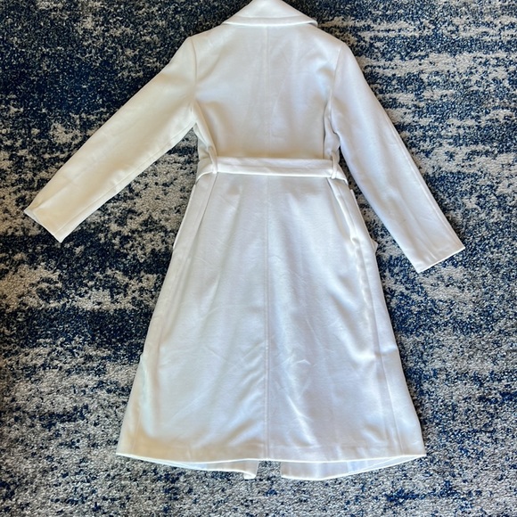 ❌SOLD❌ Alexander McQueen 38 white coat - Picture 8 of 11